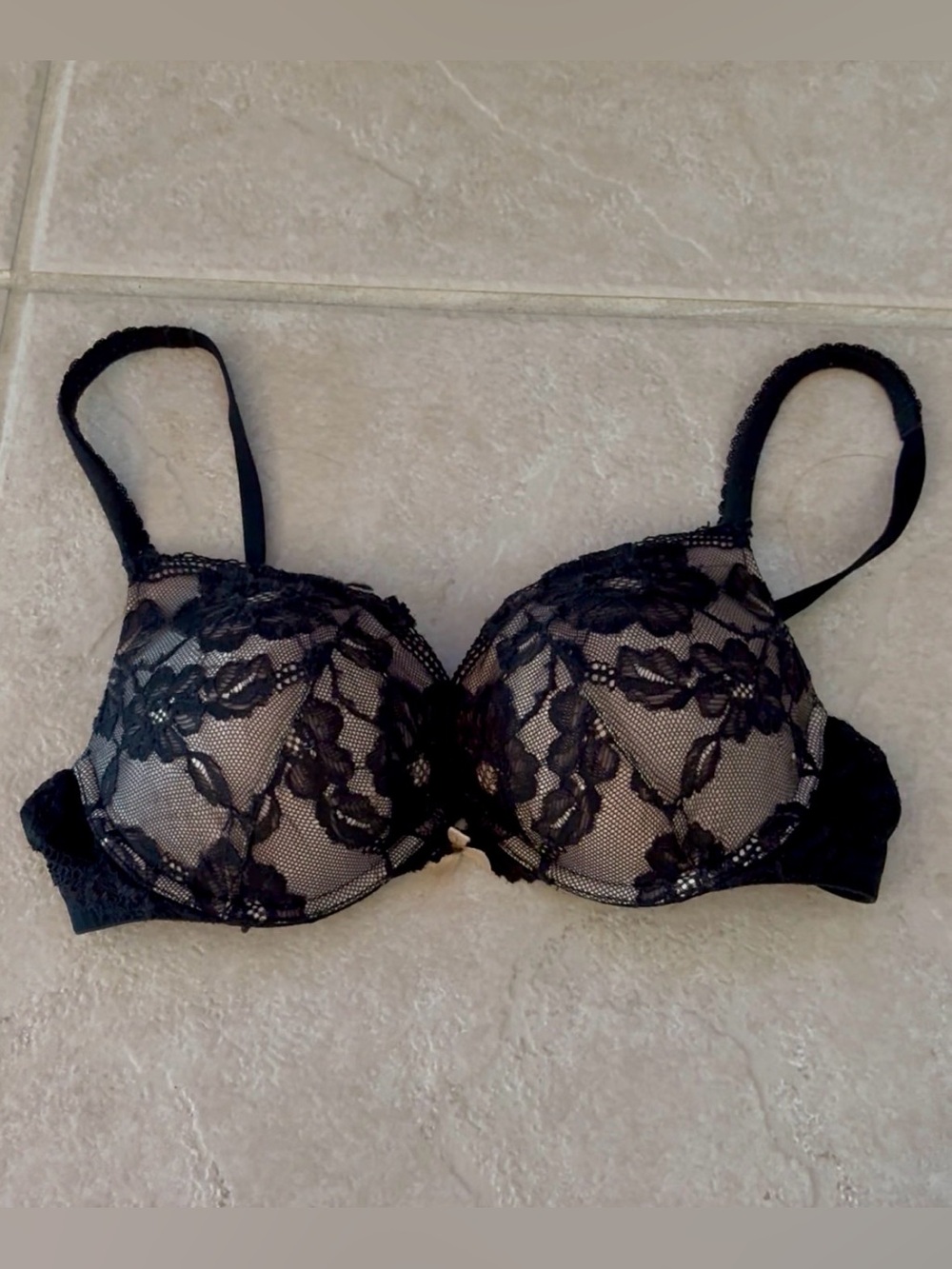 Victoria’s Secret “Perfect Shape” Floral Lace Push-Up Bra - Size 36C